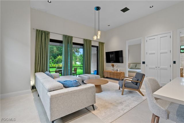 10186 Carolina ST, Bonita Springs, FL 34135