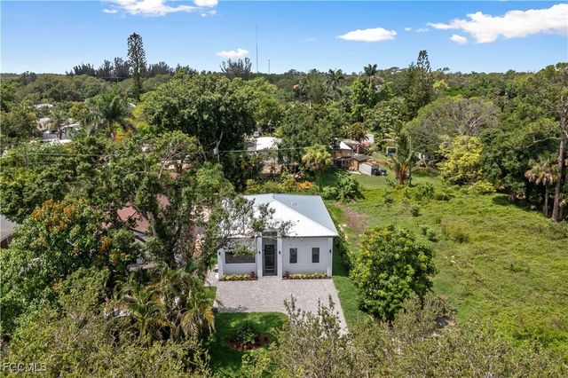 10186 Carolina ST, Bonita Springs, FL 34135