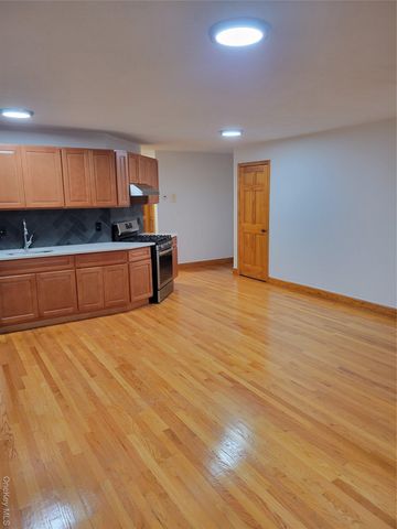 6006 172nd Street, Fresh Meadows, NY 11365