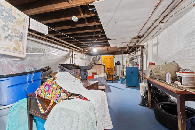 42 AVENUE B, Bayonne, NJ 07002