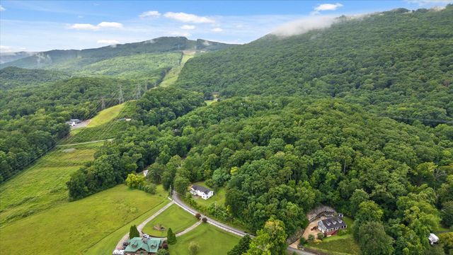 1403 Ogrady Drive, Chattanooga, TN 37419