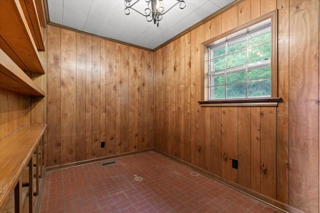1403 Ogrady Drive, Chattanooga, TN 37419
