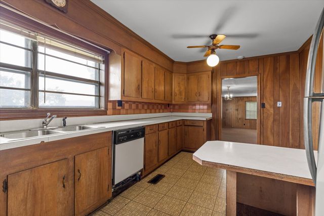 1403 Ogrady Drive, Chattanooga, TN 37419