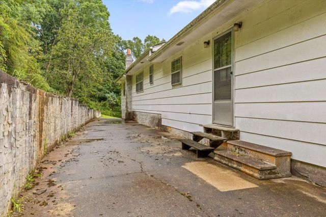 1403 Ogrady Drive, Chattanooga, TN 37419