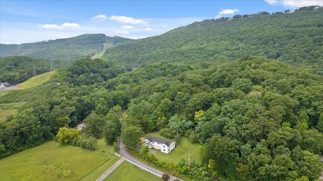 1403 Ogrady Drive, Chattanooga, TN 37419