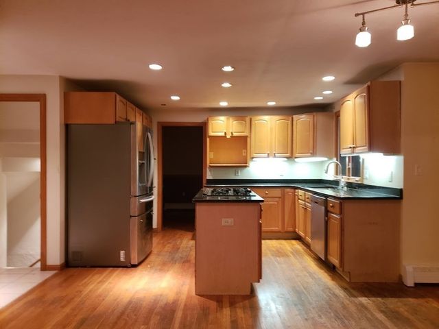 59 Ice House Ln, Marshfield, MA 02050