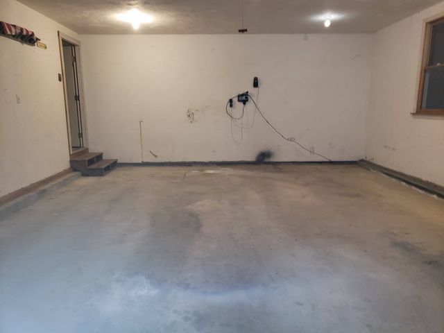 59 Ice House Ln, Marshfield, MA 02050