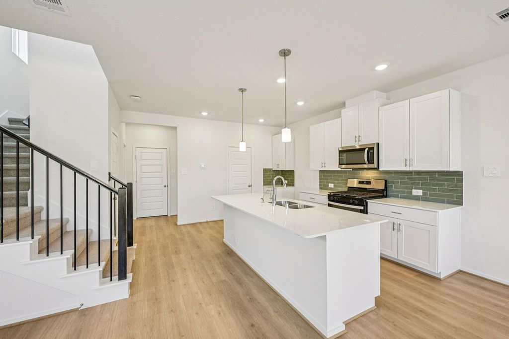 19903 Emerald Bend Way, Rosharon, TX 77346