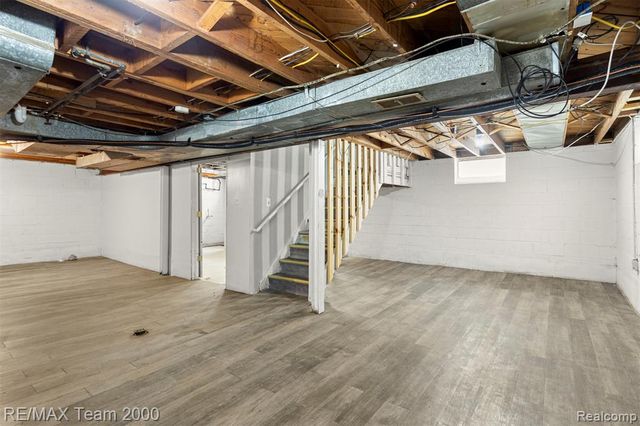 20672 Fleetwood Drive, Harper Woods, MI 48225