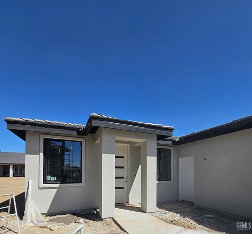 7012 Travata Court, Bakersfield, CA 93314