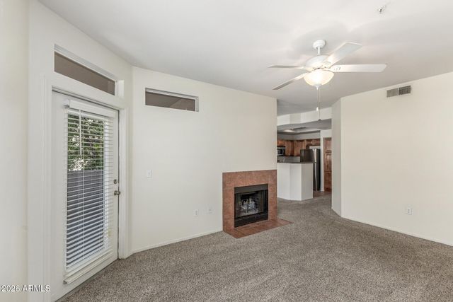 3830 E LAKEWOOD Parkway E 2057, Phoenix, AZ 85048