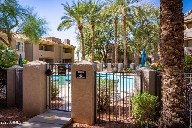 3830 E LAKEWOOD Parkway E 2057, Phoenix, AZ 85048