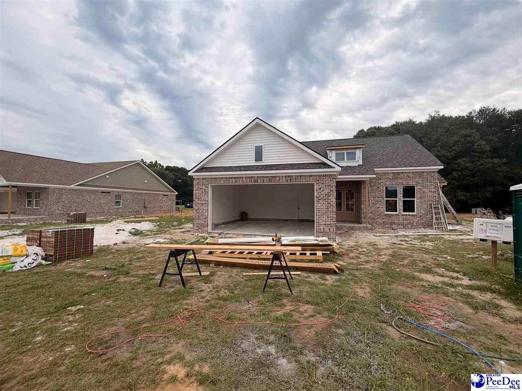 2325 W Billy Farrow Hwy, Hartsville, SC 29550