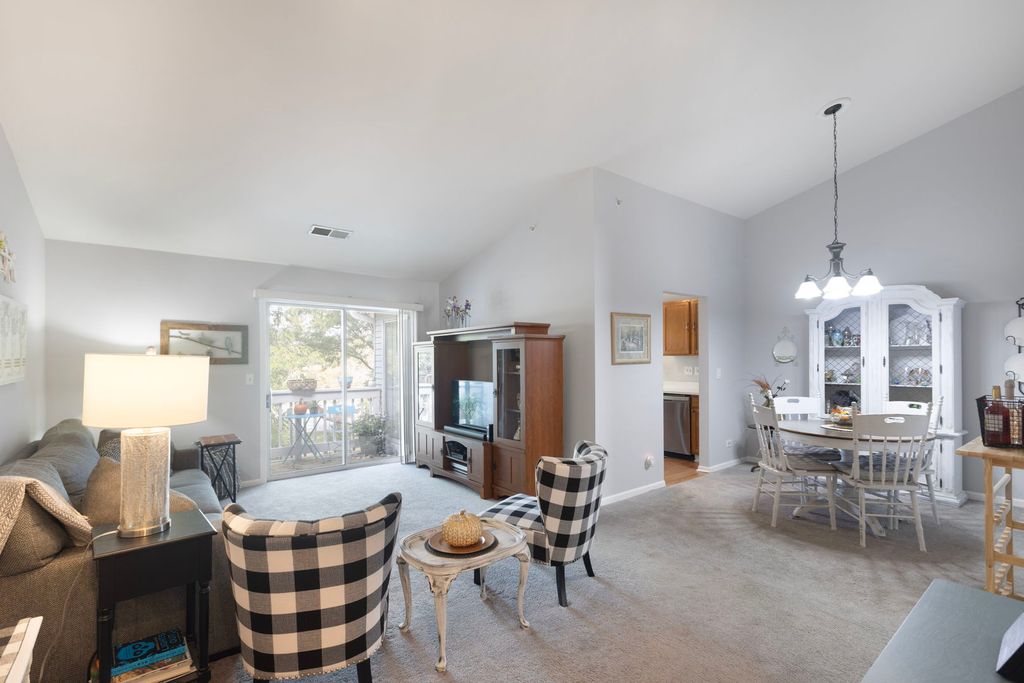 1412 W Crane Street 14114, Arlington Heights, IL 60004 — photo 3