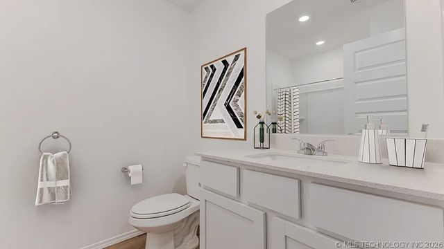 7204 S Lions Avenue, Broken Arrow, OK 74011