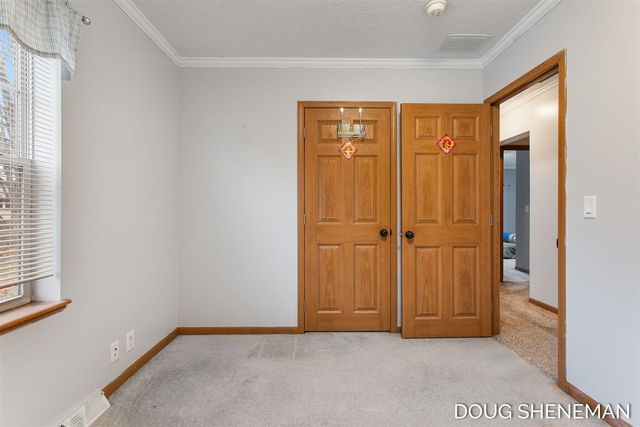 128 129th Avenue, Holland, MI 49424