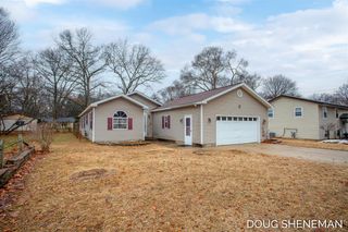 128 129th Avenue, Holland, MI 49424