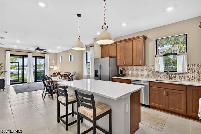 20548 Pebble Glen DR, Estero, FL 33928