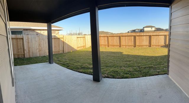 7315 Lakeway Bluff Lane, Richmond, TX 77407