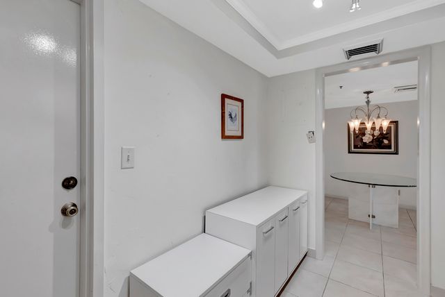 7738 Lakeside Boulevard 353, Boca Raton, FL 33434