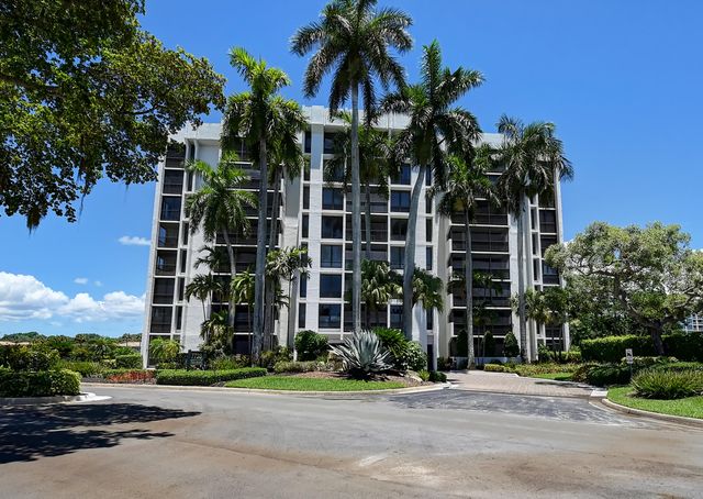 7738 Lakeside Boulevard 353, Boca Raton, FL 33434