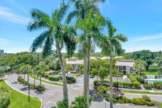 7738 Lakeside Boulevard 353, Boca Raton, FL 33434