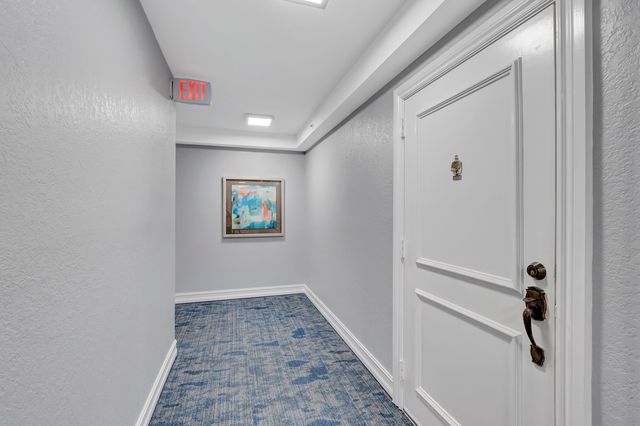 7738 Lakeside Boulevard 353, Boca Raton, FL 33434