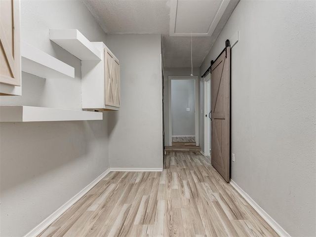 118 Brookside Drive, Moore, OK 73160