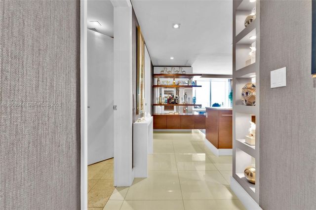 475 Brickell Avenue 5013, Miami, FL 33131
