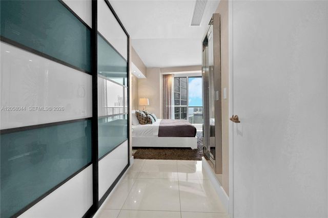 475 Brickell Avenue 5013, Miami, FL 33131