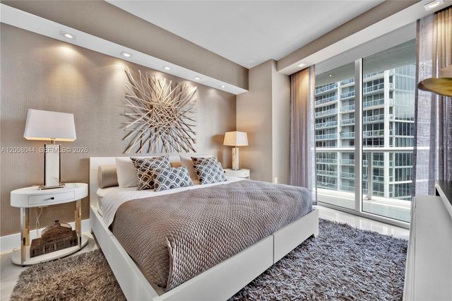 475 Brickell Avenue 5013, Miami, FL 33131