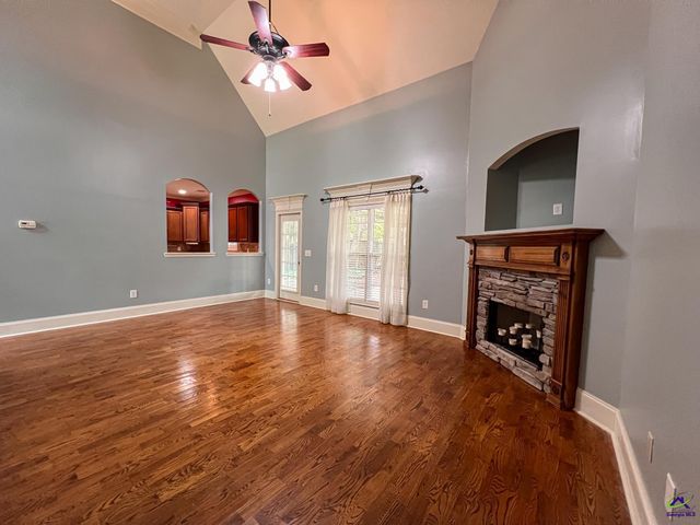 602 Lattice Bend, Bonaire, GA 31005