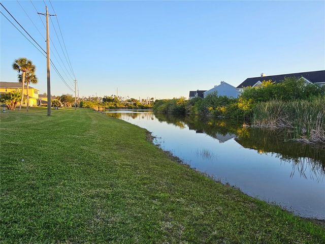 177 BOUNDARY BOULEVARD 6, Rotonda West, FL 33947