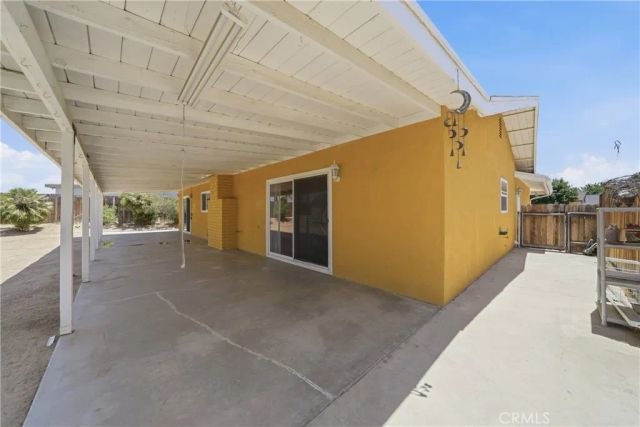 15988 Arroyo Drive, Victorville, CA 92395