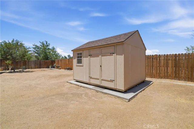 15988 Arroyo Drive, Victorville, CA 92395