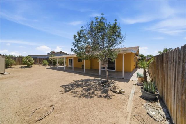15988 Arroyo Drive, Victorville, CA 92395