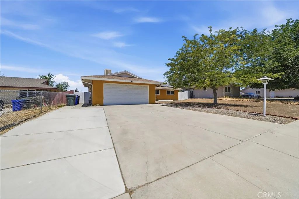 15988 Arroyo Drive, Victorville, CA 92395