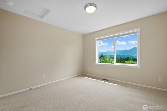 7602 Huckleberry Way SE, Snoqualmie, WA 98065