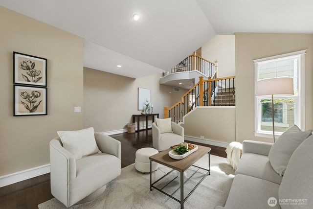 7602 Huckleberry Way SE, Snoqualmie, WA 98065