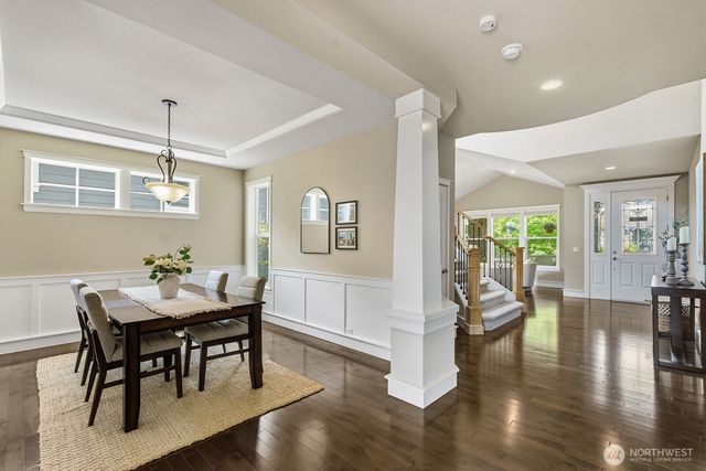 7602 Huckleberry Way SE, Snoqualmie, WA 98065