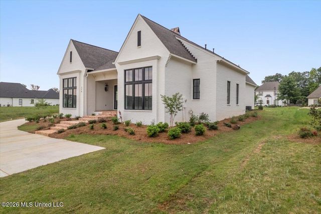 214 Welchshire Drive, Madison, MS 39110