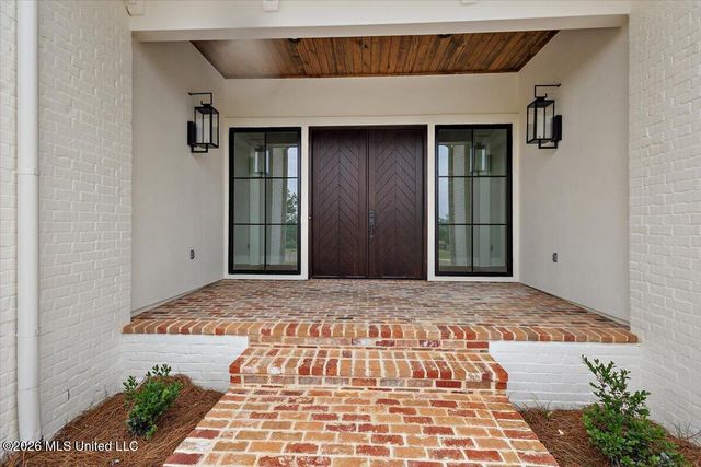 214 Welchshire Drive, Madison, MS 39110