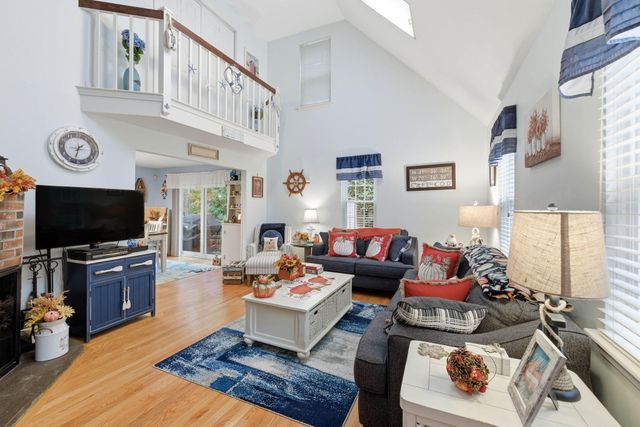 140 Wequaquet Lane, Centerville, MA 02632