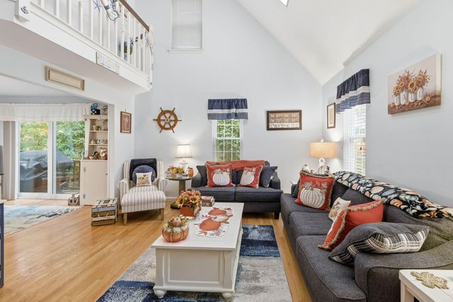 140 Wequaquet Lane, Centerville, MA 02632