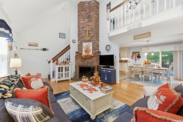 140 Wequaquet Lane, Centerville, MA 02632