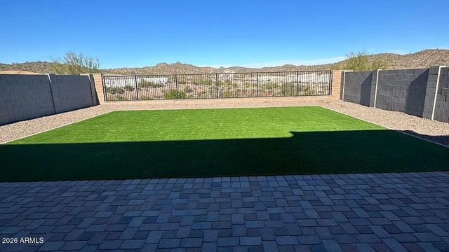 13412 W EAGLE FEATHER Road, Peoria, AZ 85383