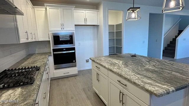 13412 W EAGLE FEATHER Road, Peoria, AZ 85383