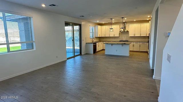 13412 W EAGLE FEATHER Road, Peoria, AZ 85383