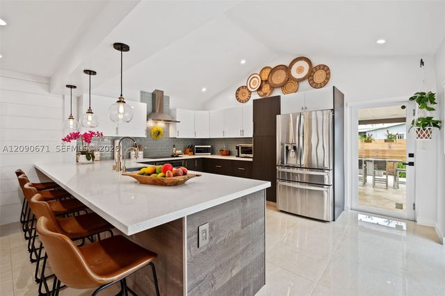 9970 SW 132nd St, Miami, FL 33176