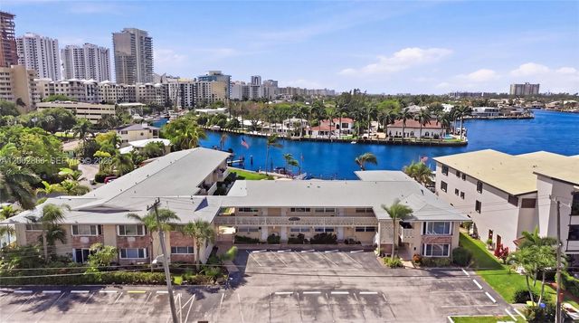 3216 SE 12th Street 8, Pompano Beach, FL 33062